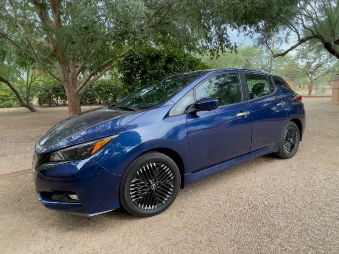 nissan leaf 2024 EV