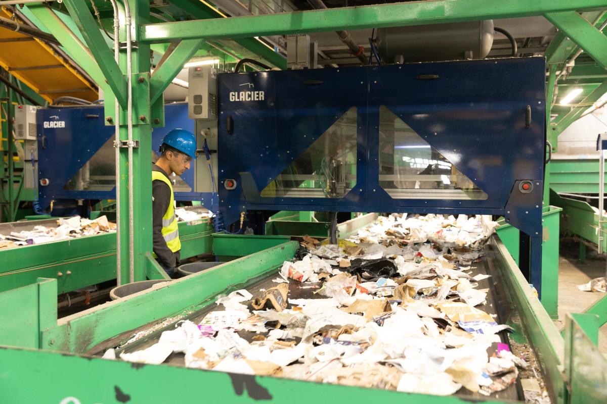 A Glacier robot sorts recyclables.